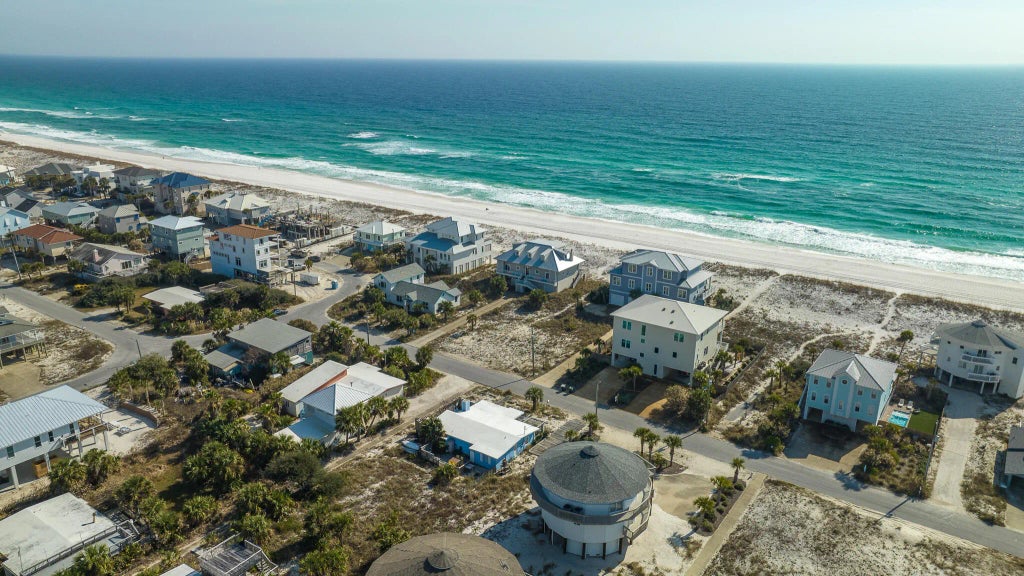 6 of 10 - 230 Ariola Drive, Pensacola Beach, FL