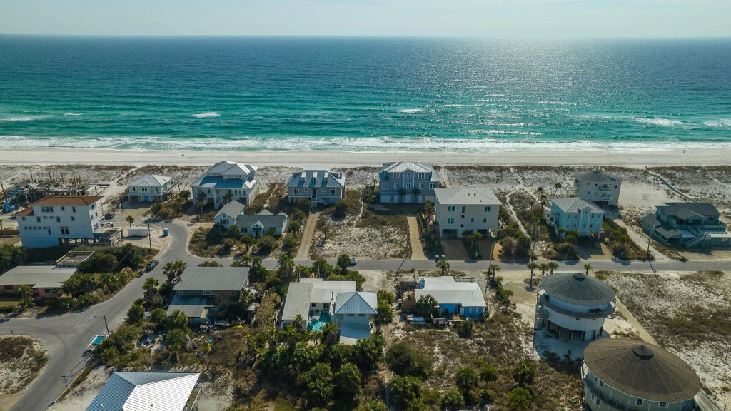 7 of 10 - 230 Ariola Drive, Pensacola Beach, FL