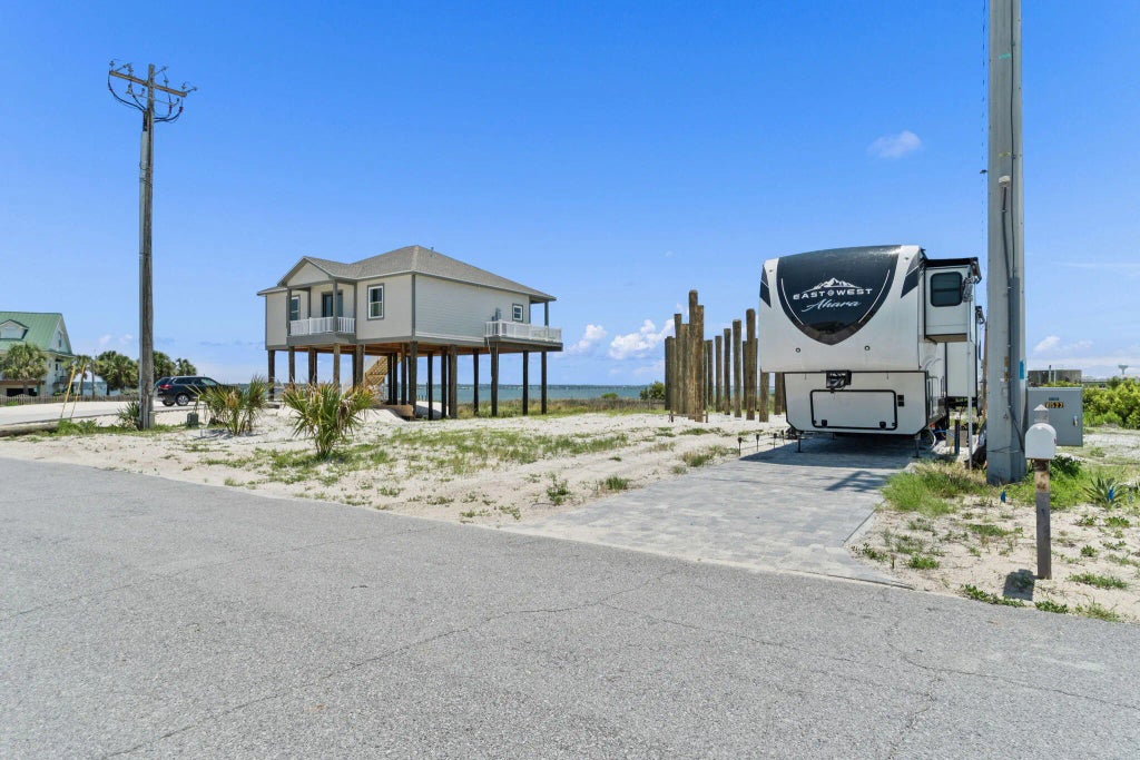 13 of 33 - 1474 Arkansas Street, Navarre, FL