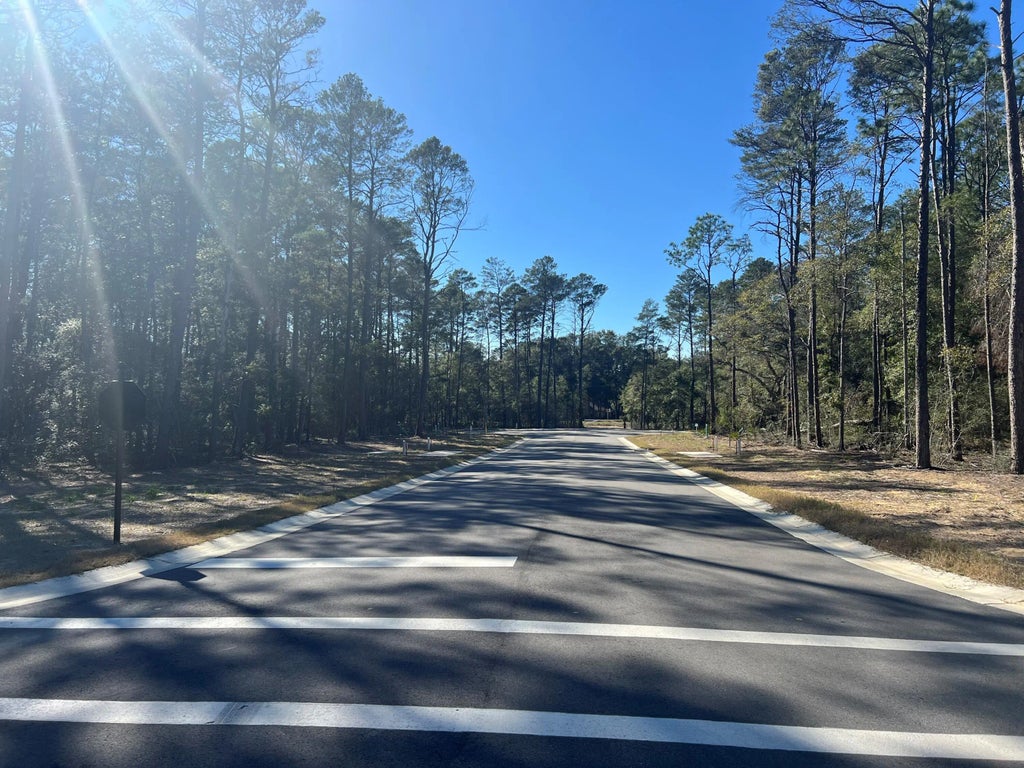 2 of 4 - 523 Caribou Court, Niceville, FL