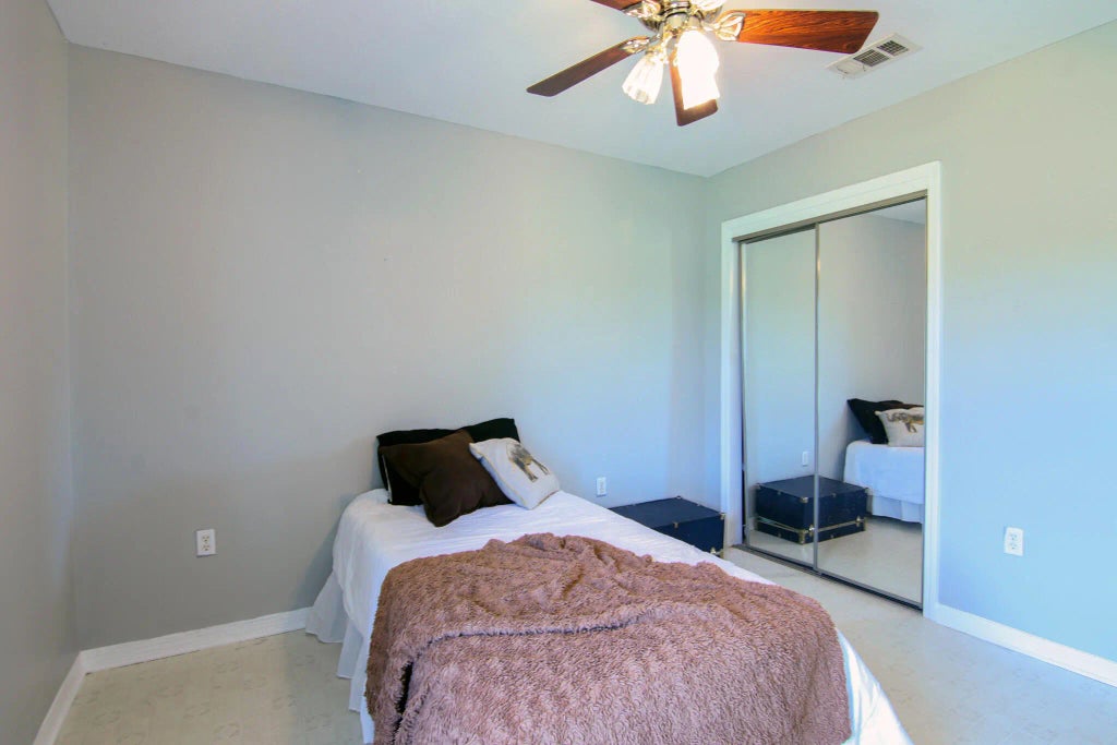 34 of 48 - 924 Hwy C4a, Baker, FL