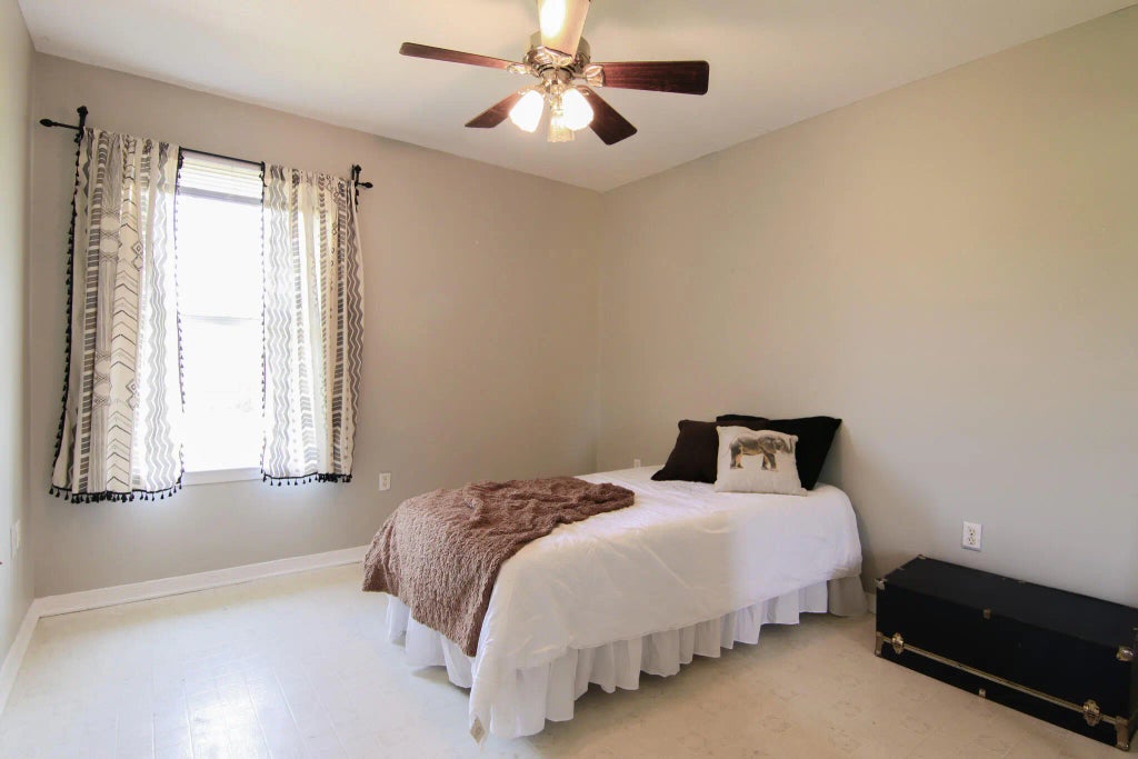 9 of 48 - 924 Hwy C4a, Baker, FL