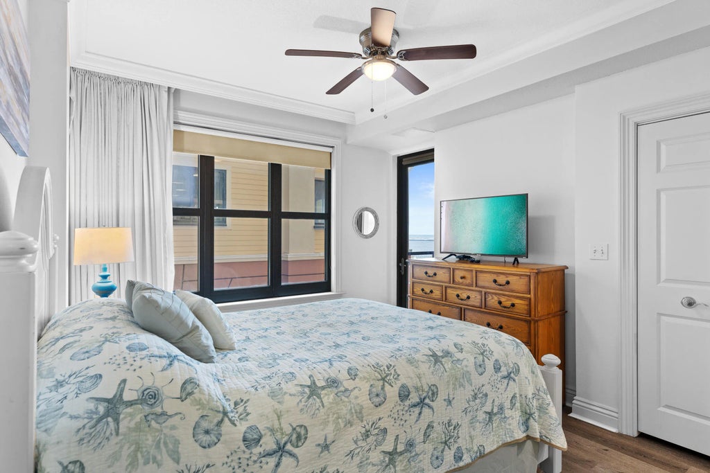 21 of 47 - 10 Harbor Boulevard W221, Destin, FL