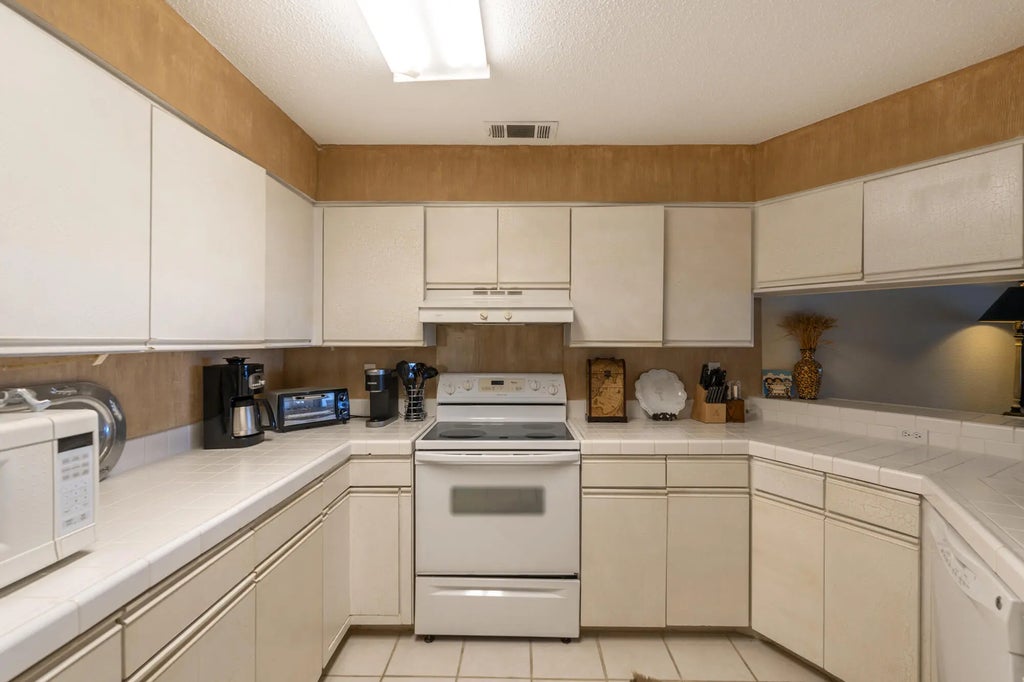 19 of 33 - 261 Sandtrap Road Unit 2c, Miramar Beach, FL