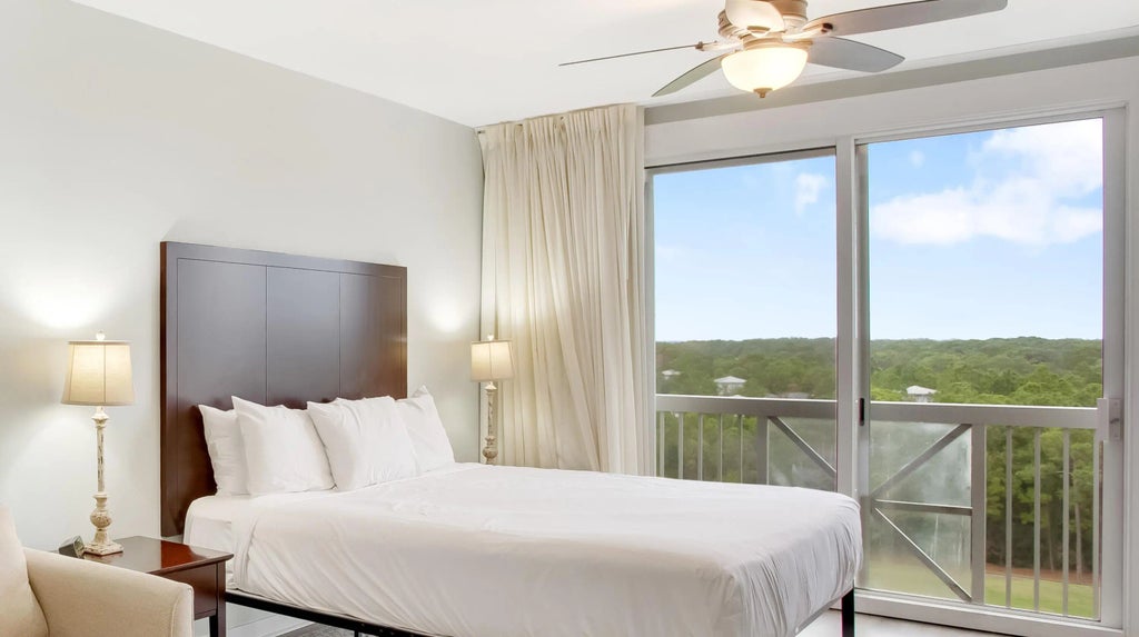 2 of 33 - 9800 Grand Sandestin Boulevard 5718, Miramar Beach, FL