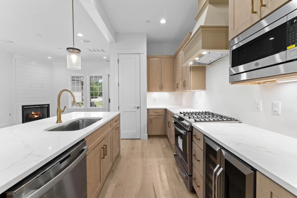 11 of 36 - 1503 Match Point Lane 502, Panama City Beach, FL