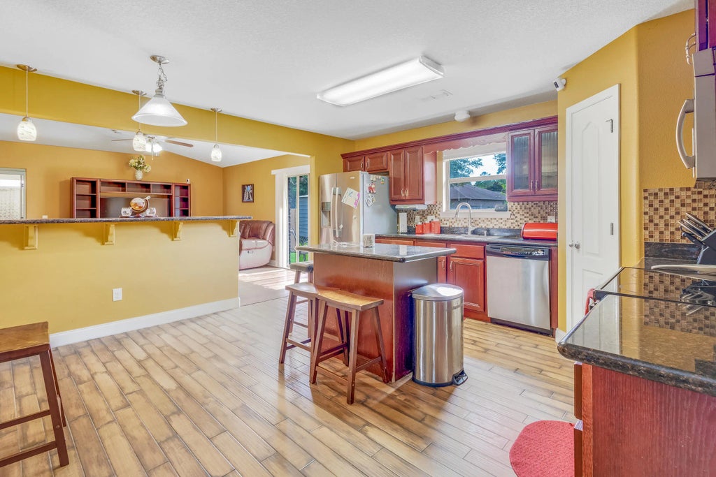 30 of 40 - 2546 Stormy Circle, Navarre, FL