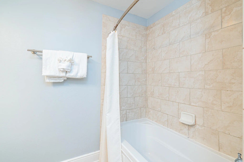 32 of 56 - 1150 Santa Rosa Boulevard 322, Fort Walton Beach, FL