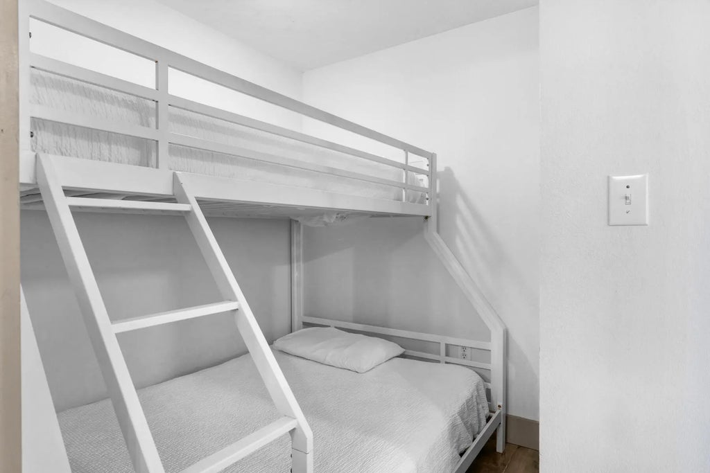 18 of 34 - 16819 Front Beach Road Unit 1712, Panama City Beach, FL