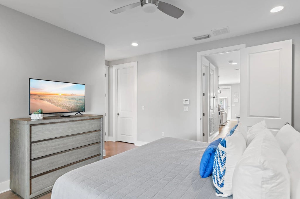 14 of 42 - 4923 E Co Highway 30a E102, Santa Rosa Beach, FL