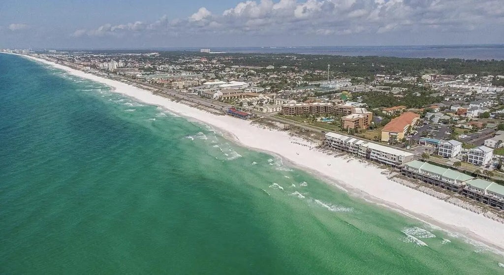 28 of 32 - 2076 Scenic Gulf Drive Drive 2015, Miramar Beach, FL