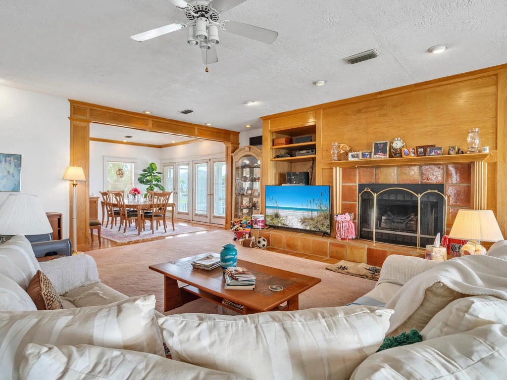 11 of 59 - 604 Magnolia Drive, Destin, FL