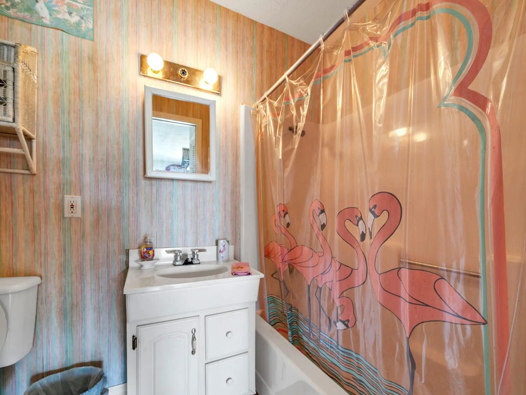 34 of 59 - 604 Magnolia Drive, Destin, FL