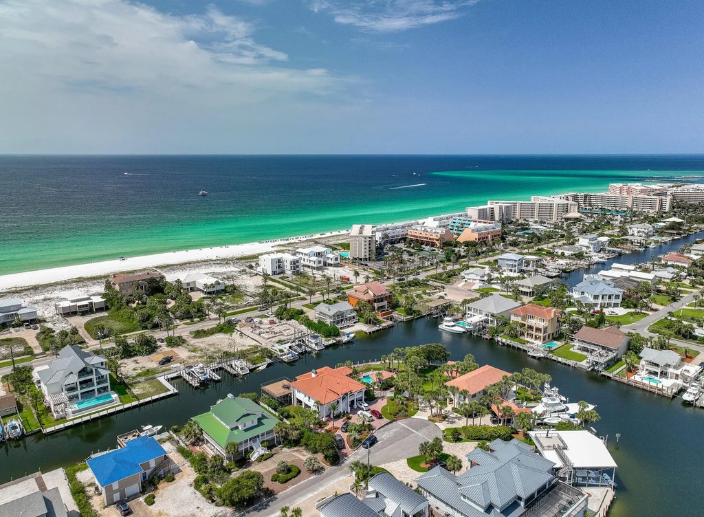 49 of 59 - 604 Magnolia Drive, Destin, FL