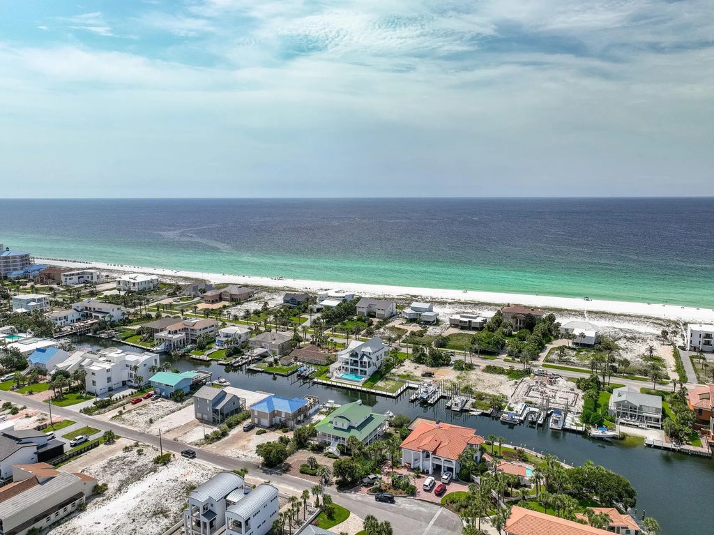 50 of 59 - 604 Magnolia Drive, Destin, FL
