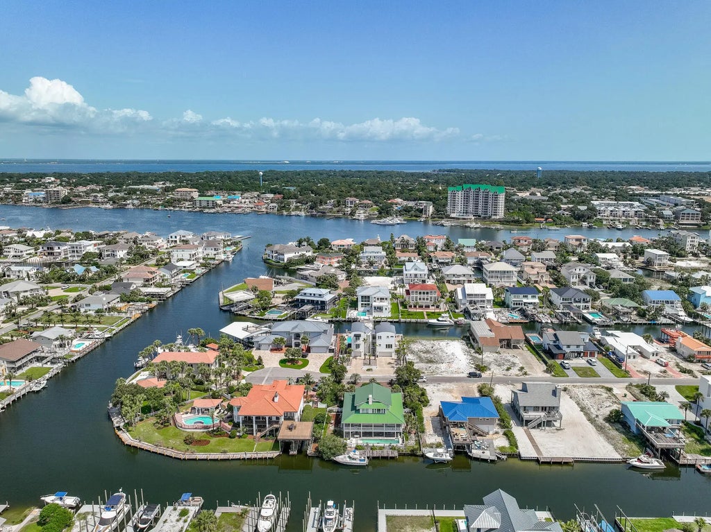 54 of 59 - 604 Magnolia Drive, Destin, FL