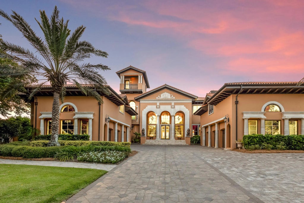 153 of 205 - 4300 Breakwater Drive, Destin, FL