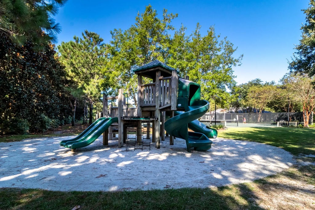169 of 205 - 4300 Breakwater Drive, Destin, FL