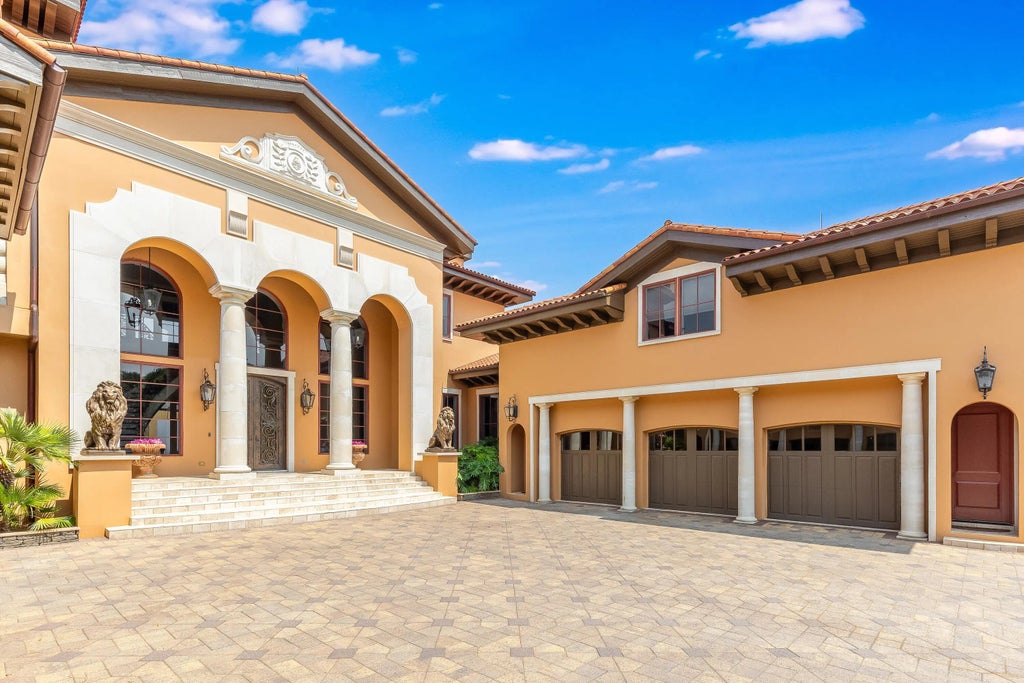 17 of 205 - 4300 Breakwater Drive, Destin, FL