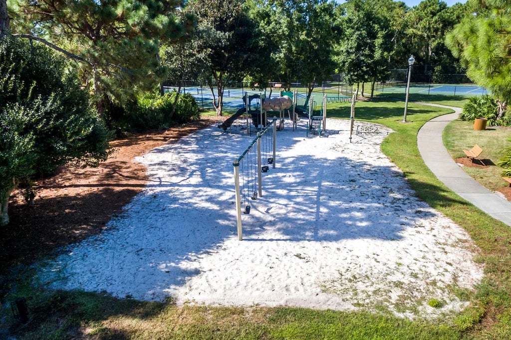 194 of 205 - 4300 Breakwater Drive, Destin, FL