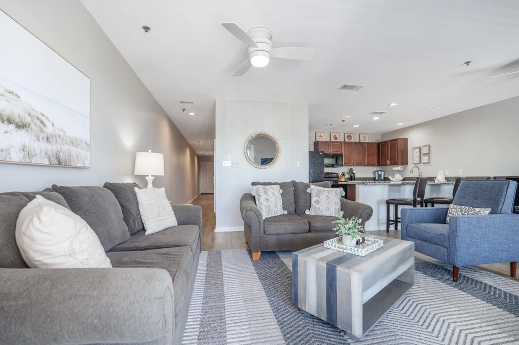 7 of 47 - 3291 Scenic Highway 98 303, Destin, FL