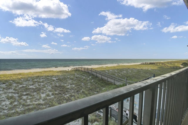 8245 Gulf Boulevard 203, Navarre