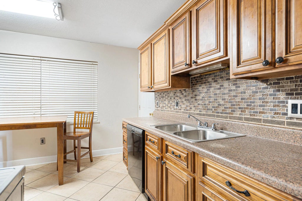 20 of 51 - 115 Nw Benarr Avenue, Fort Walton Beach, FL