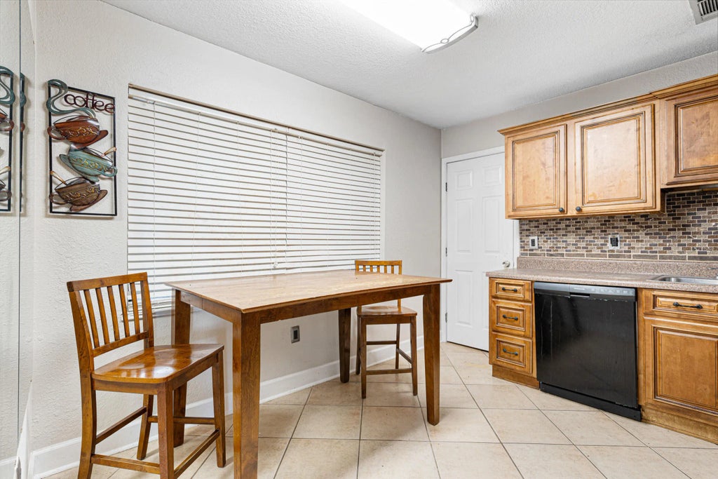 25 of 51 - 115 Nw Benarr Avenue, Fort Walton Beach, FL