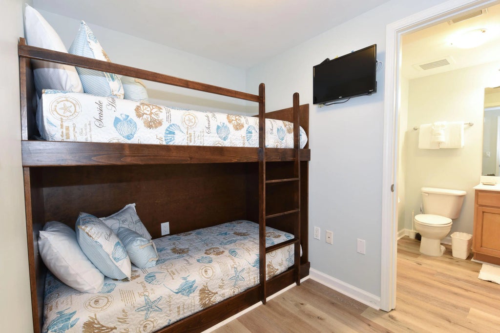 8 of 16 - 4207 Indian Bayou Trail 21210, Destin, FL