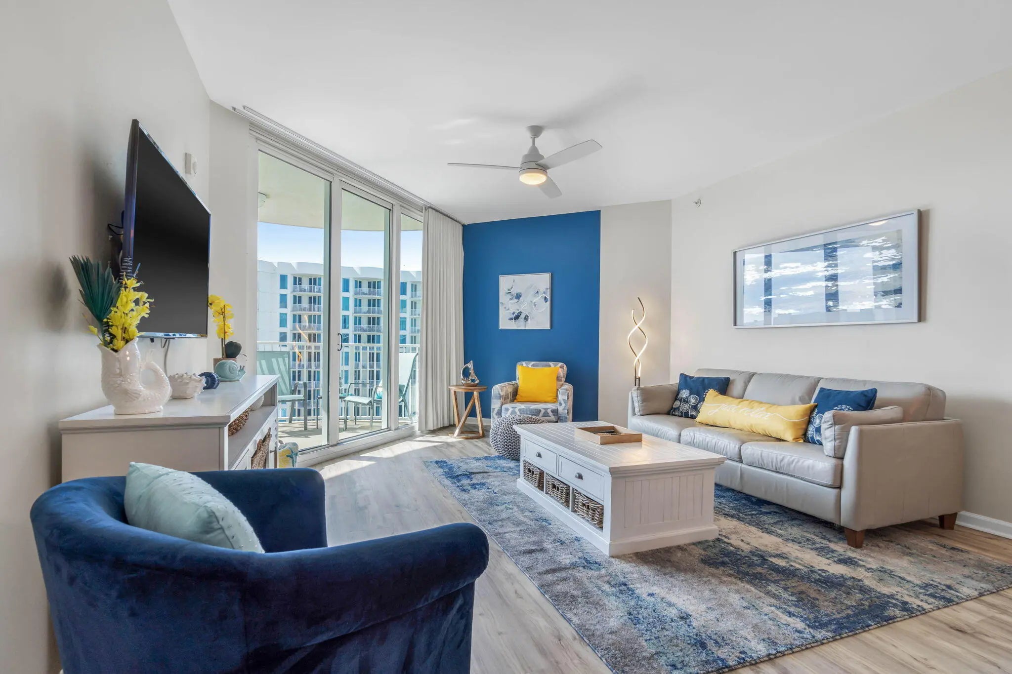 Photo of Listing #958211