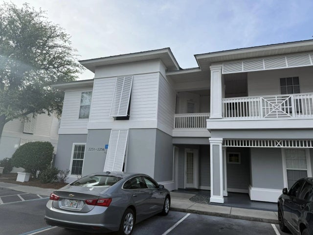 Photo of Listing #959441