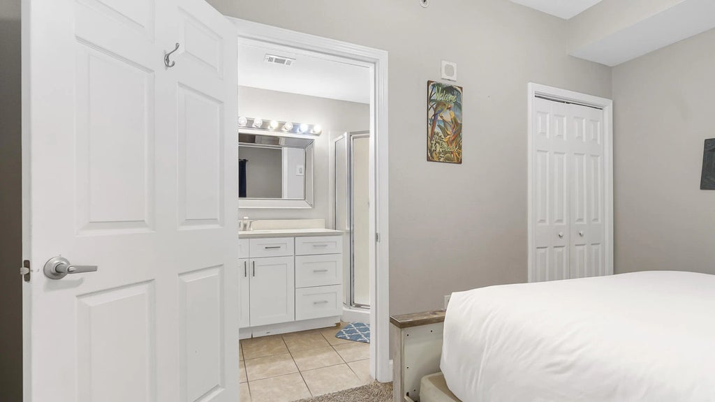 17 of 63 - 16819 Front Beach Road Unit 2214, Panama City Beach, FL