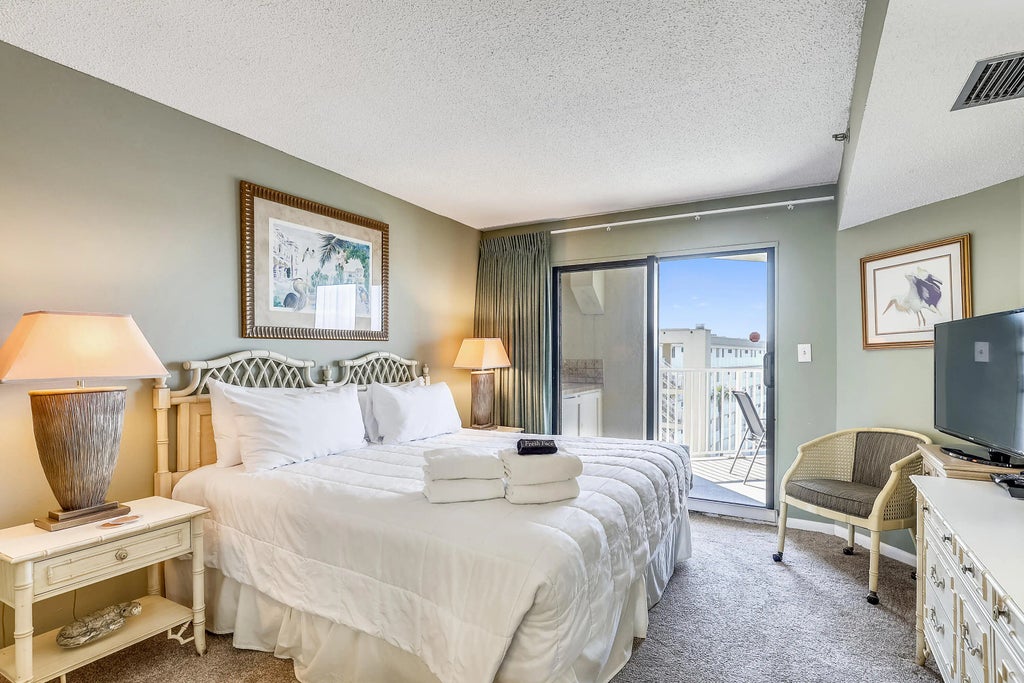 19 of 39 - 506 Gulf Shore Drive Unit 617, Destin, FL