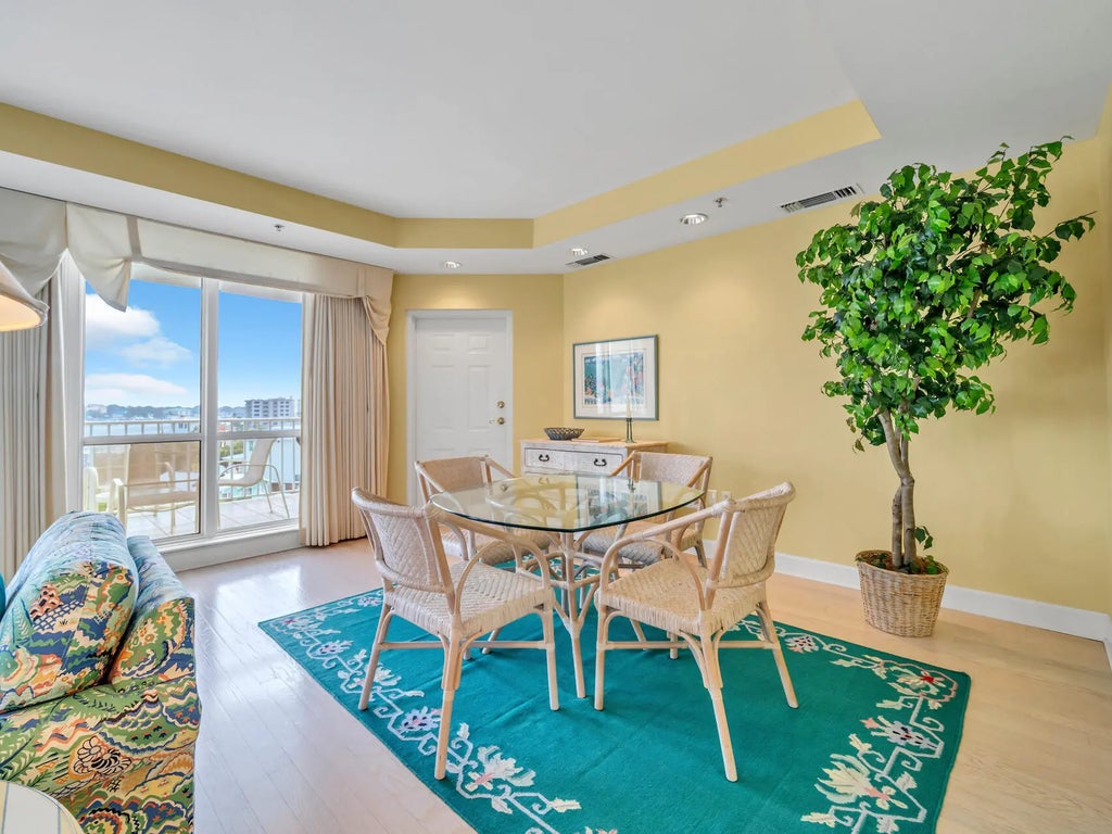 9 of 49 - 280 Gulf Shore Drive Unit 643, Destin, FL