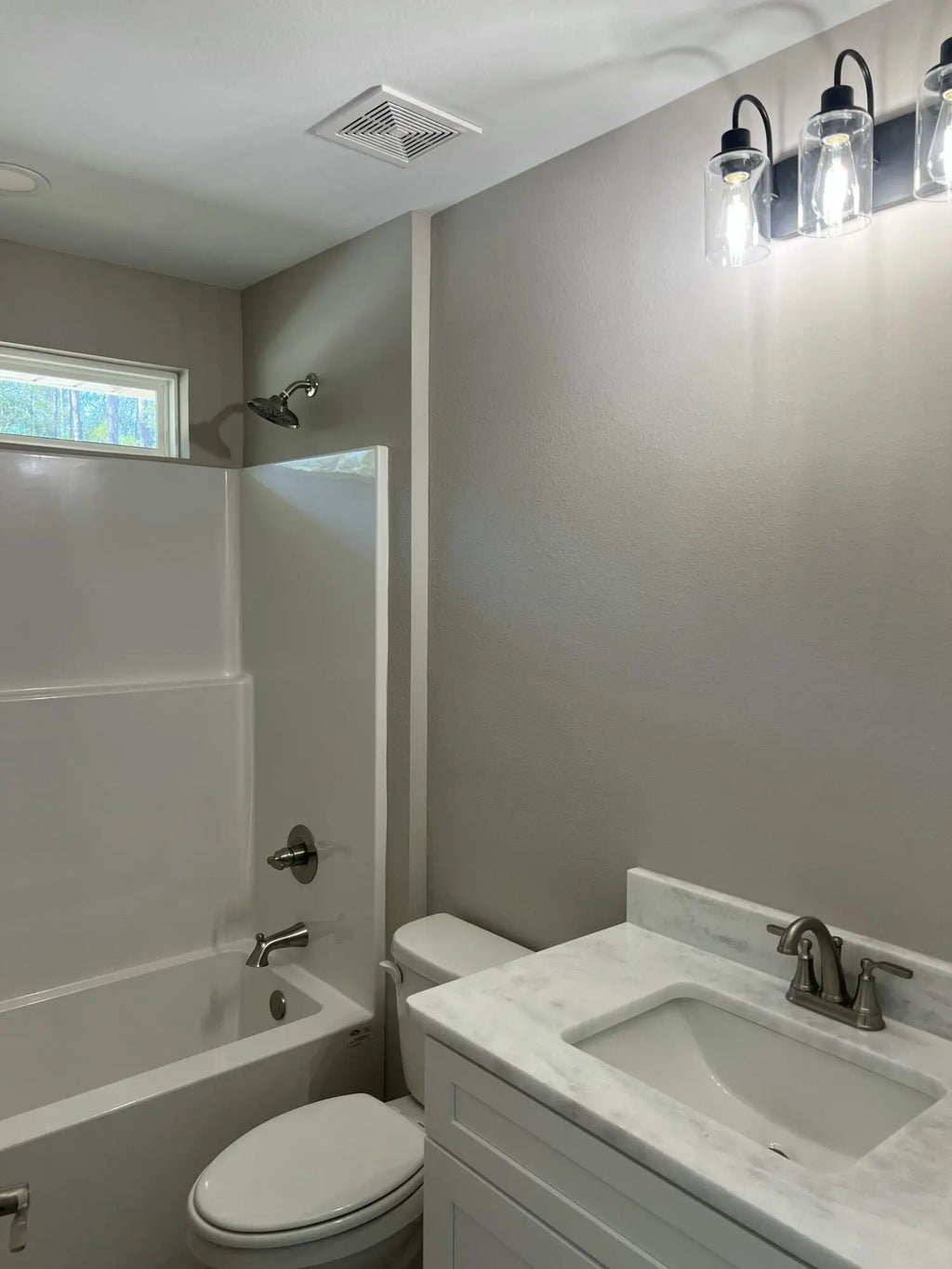 17 of 22 - 8401 Sevilla Street, Navarre, FL