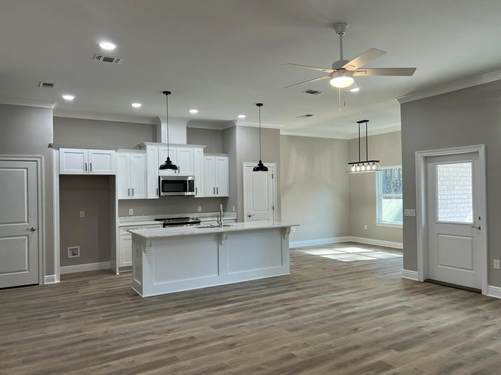 5 of 22 - 8401 Sevilla Street, Navarre, FL