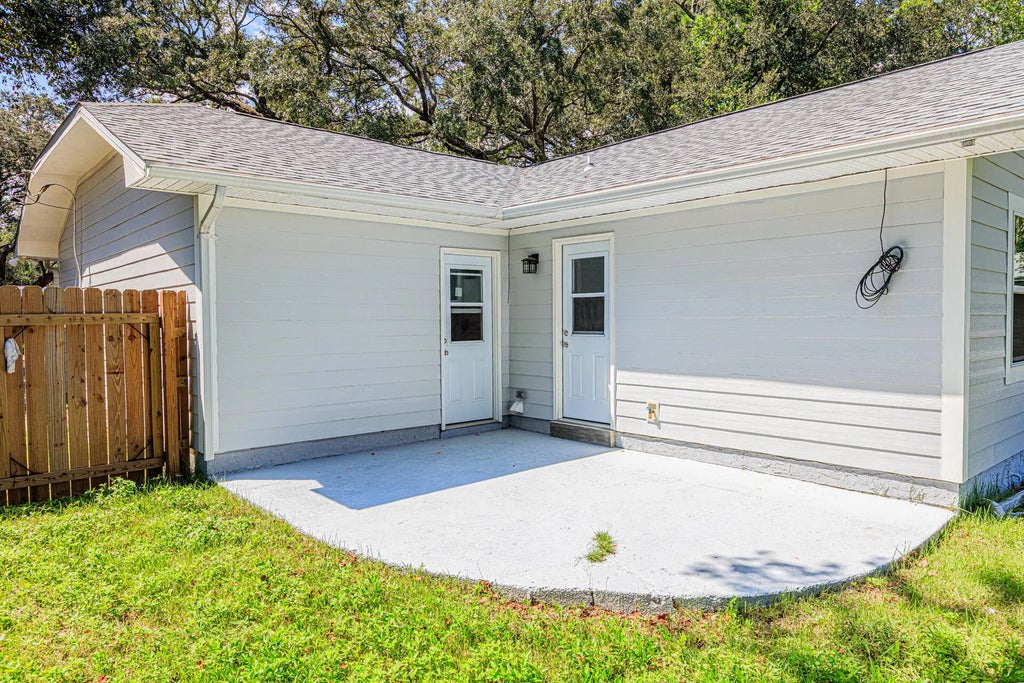 4 of 32 - 1013 Gloria Avenue, Fort Walton Beach, FL