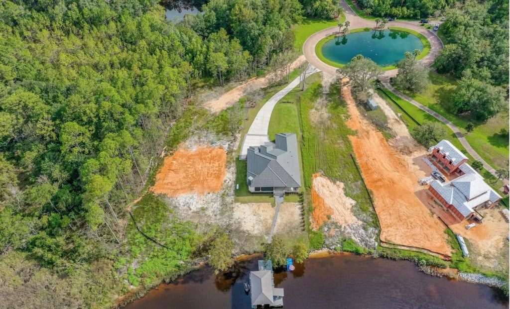 3 of 5 - 12 Lagrange Cove Circle, Freeport, FL