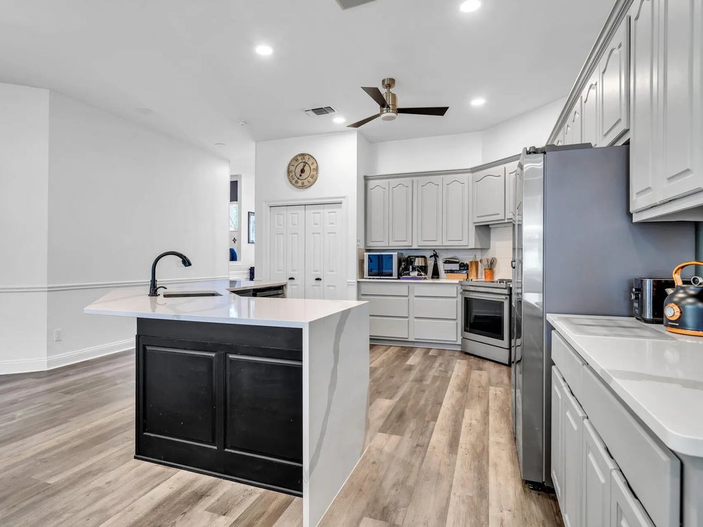 19 of 62 - 122 W Country Club Drive, Destin, FL