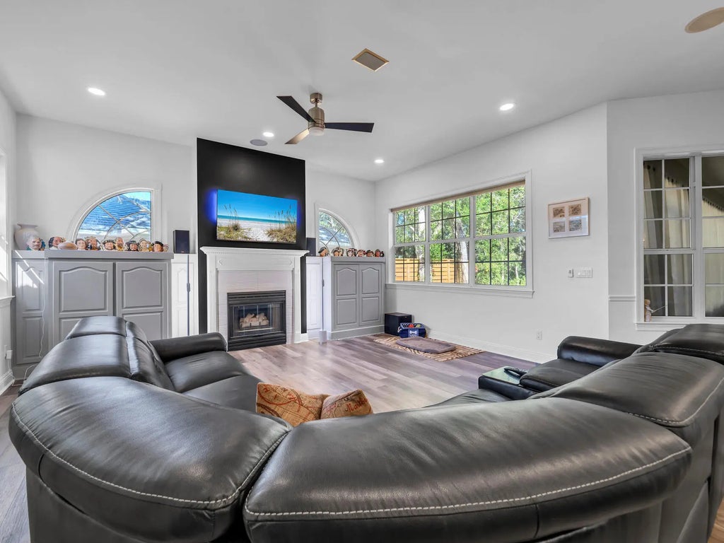 22 of 62 - 122 W Country Club Drive, Destin, FL