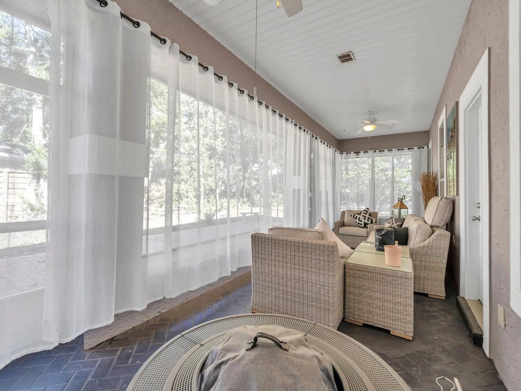38 of 62 - 122 W Country Club Drive, Destin, FL