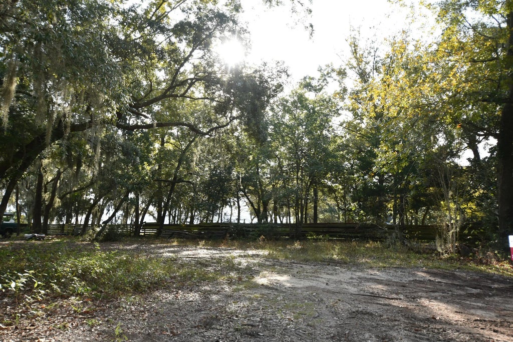 2 of 6 - 150 Grandview Avenue, Valparaiso, FL