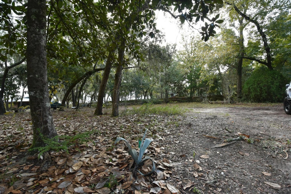 4 of 6 - 150 Grandview Avenue, Valparaiso, FL