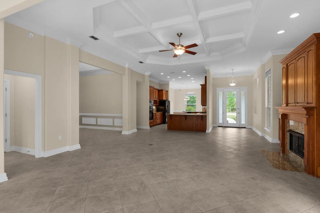 5 of 34 - 155 E Club House Drive, Freeport, FL