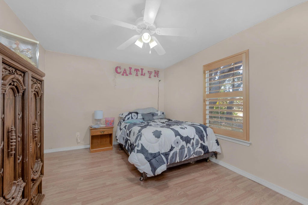 27 of 50 - 2162 Las Vegas Trail, Navarre, FL