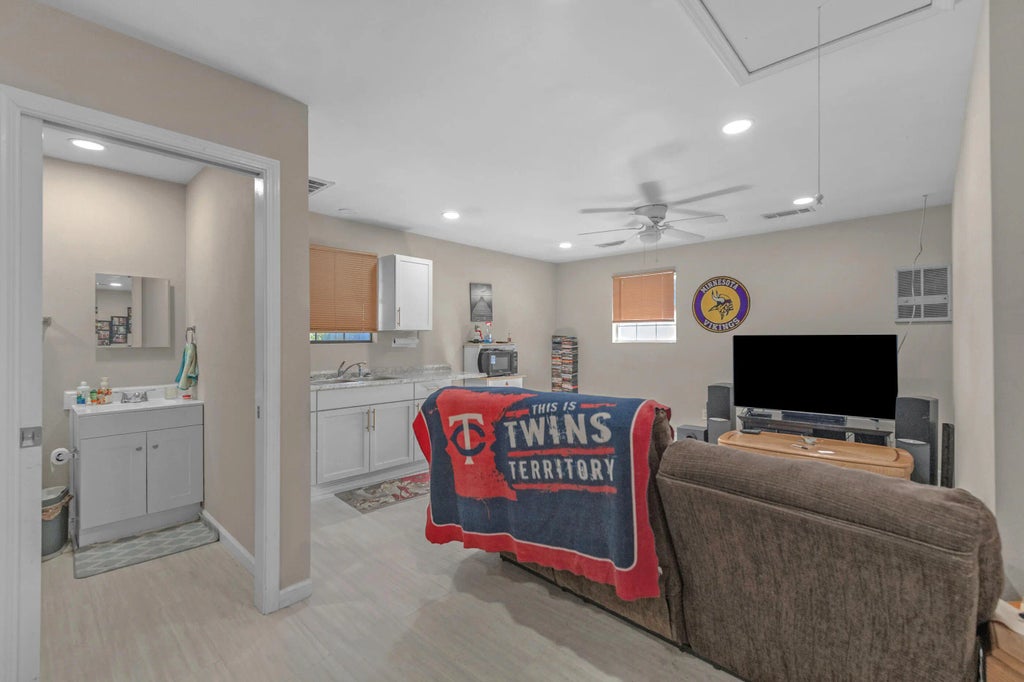 42 of 50 - 2162 Las Vegas Trail, Navarre, FL