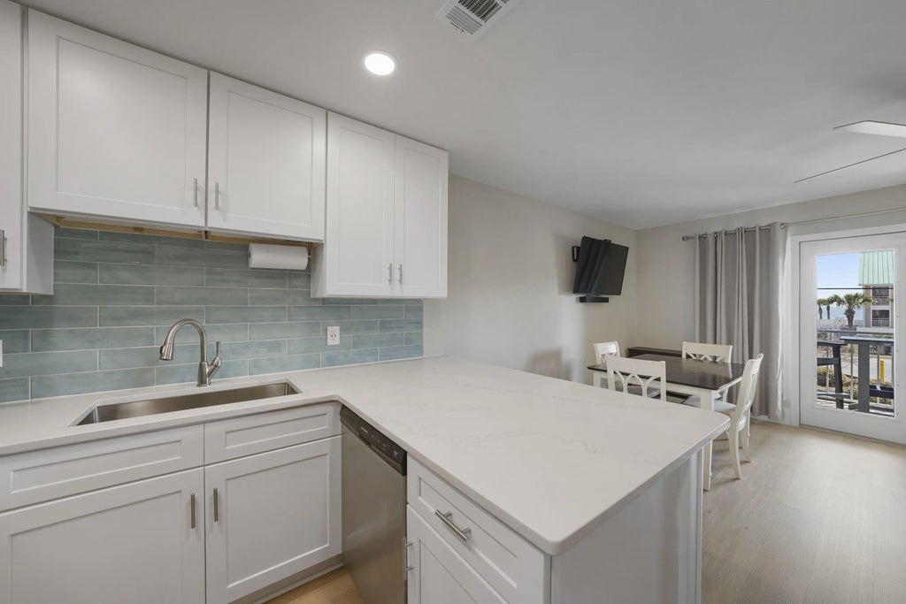 7 of 25 - 3191 Scenic Highway 98 Unit 202, Destin, FL