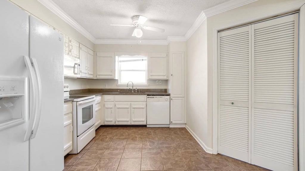 19 of 106 - 1656 Scenic Gulf Drive, Destin, FL