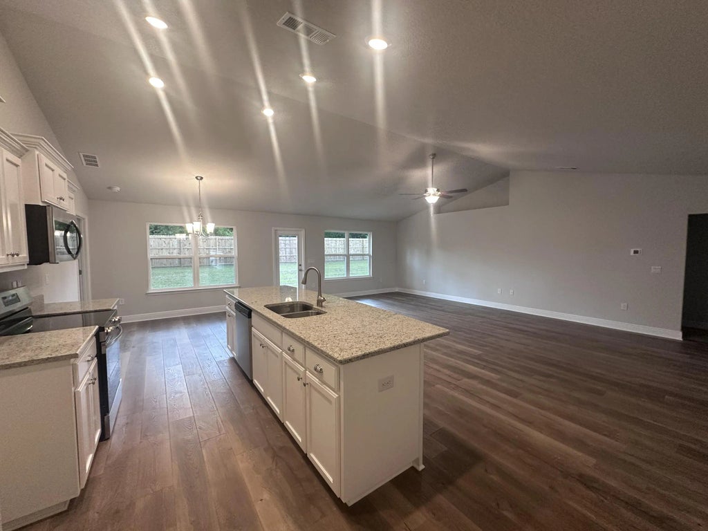 19 of 26 - 6119 Buckshot Drive, Crestview, FL