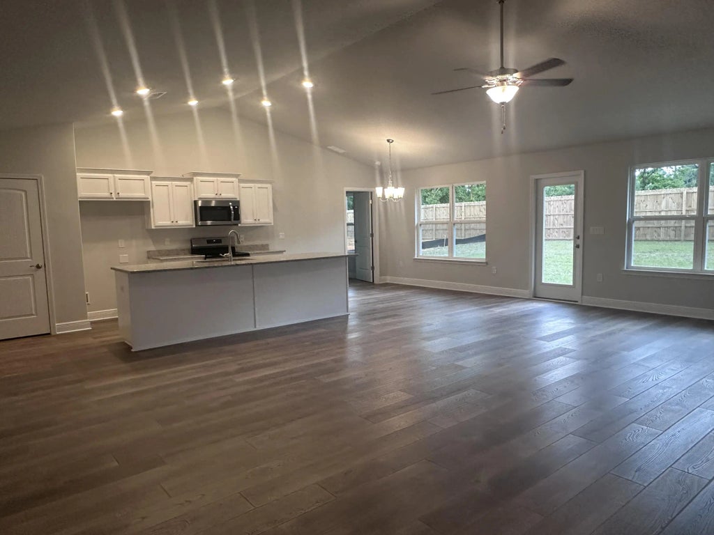 6 of 26 - 6119 Buckshot Drive, Crestview, FL